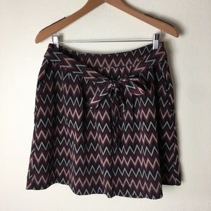 Banana Republic Sz 12 Zig Zag Skirt Maroon Black